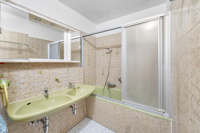 Badezimmer – Düsseldorf-Grafenberg